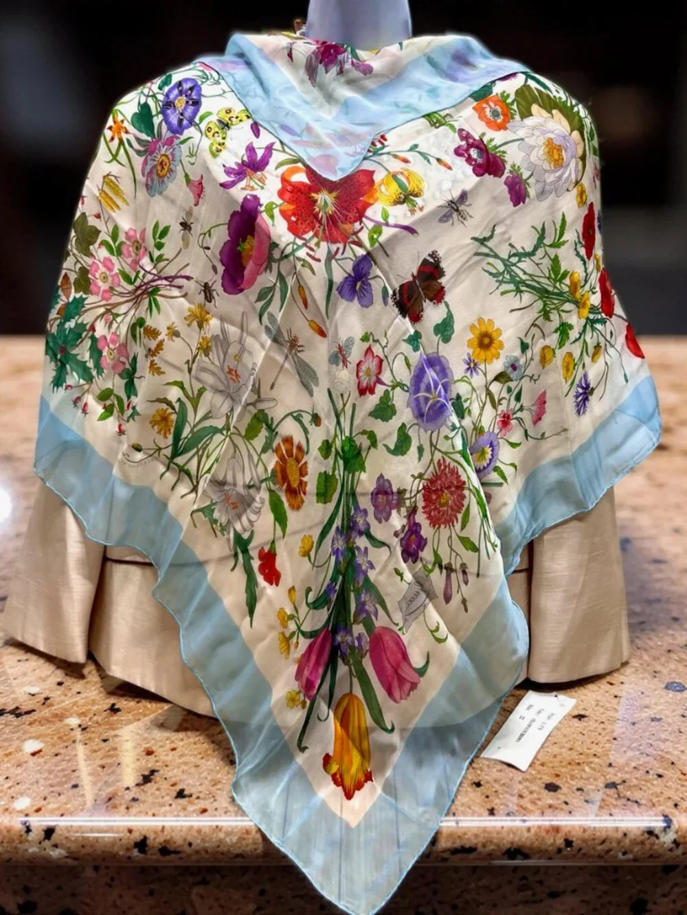 Beautiful Gucci V. ACCORNERO Floral Silk Chiffon Scarf Light Blue Green Pink (20